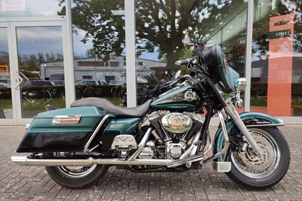 Harley-Davidson Ultra Classic E-Glide FLHTCUI