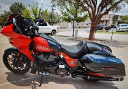 Neumotorrad Harley-Davidson CVO Road Glide ST FLTRXSTSE