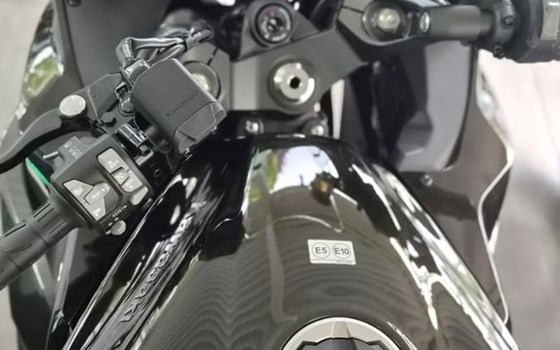 Neufahrzeug Kawasaki Ninja 1100SX - Bild 4