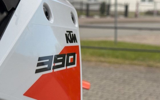 Neufahrzeug KTM 390 Adventure R - Bild 14