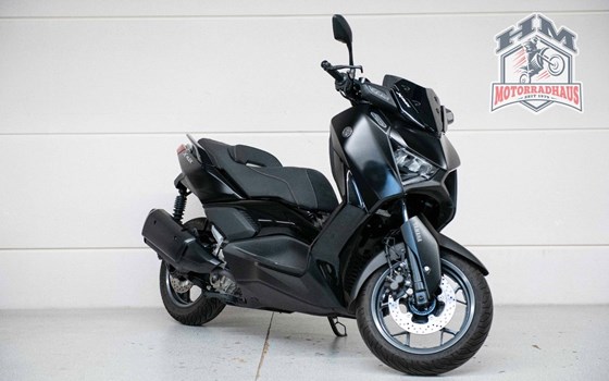 Gebrauchtmotorrad Yamaha XMAX 300 Tech MAX - Bild 2