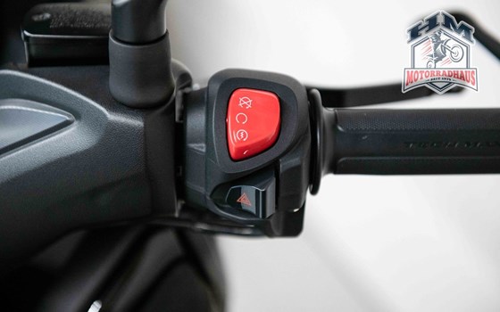 Gebrauchtmotorrad Yamaha XMAX 300 Tech MAX - Bild 7