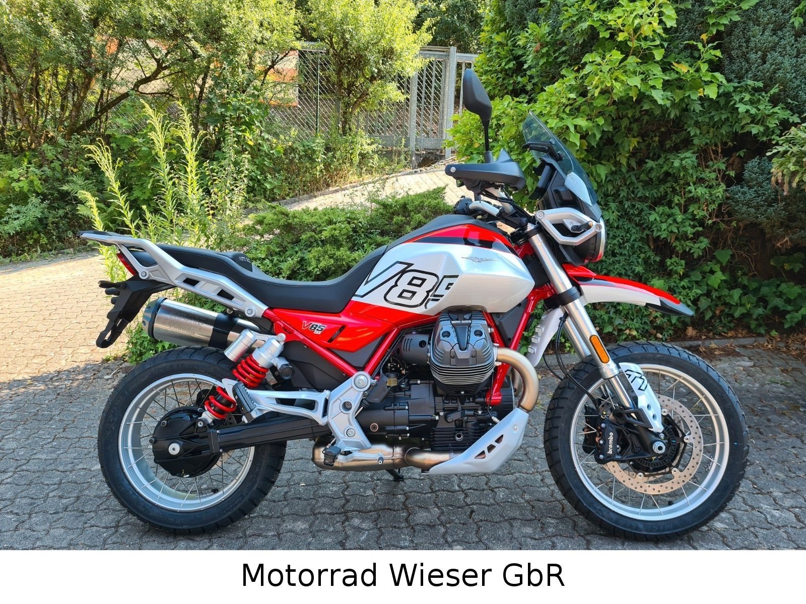 Moto Guzzi V85 TT