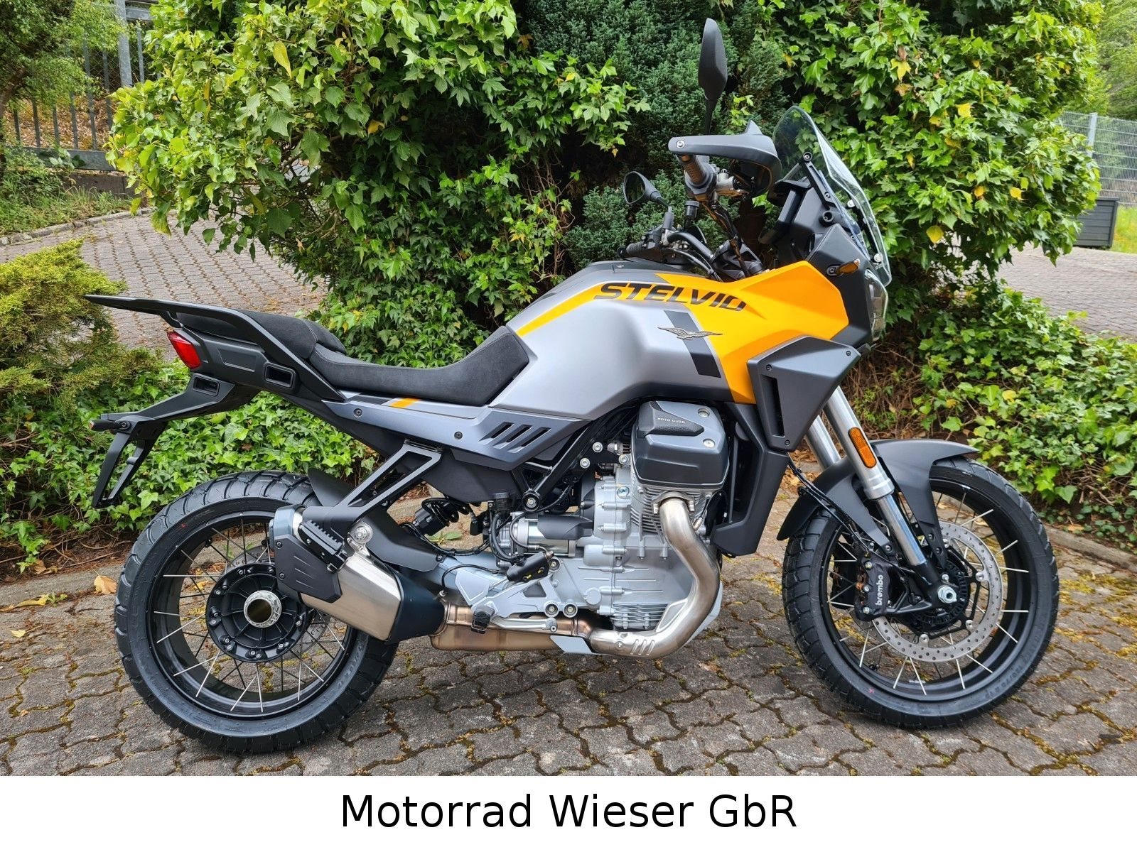 Moto Guzzi Stelvio