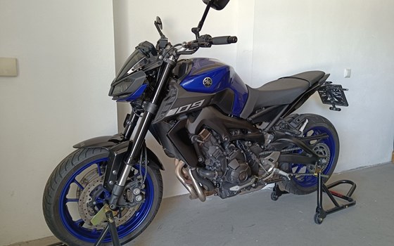 Gebrauchtmotorrad Yamaha MT-09 - Bild 2