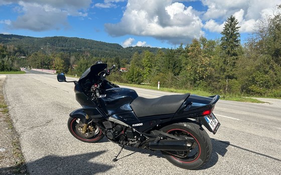 Gebrauchtmotorrad Yamaha FJ 1200 - Bild 1