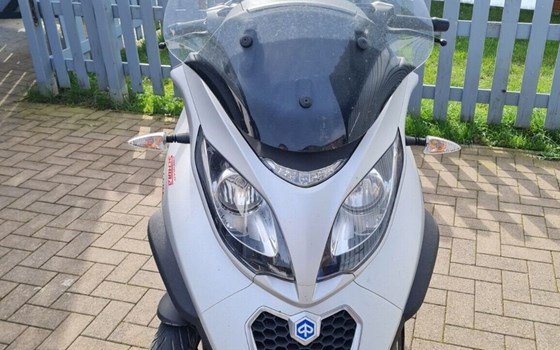 Gebrauchtmotorrad Piaggio MP3 500ie LT Sport - Bild 3