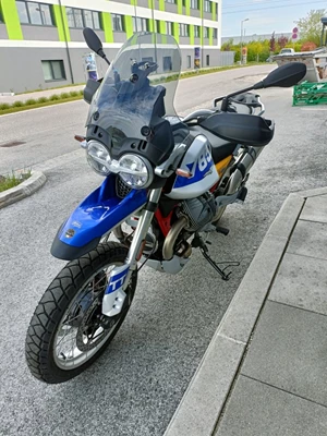 Moto Guzzi V85 TT (Yellow Wadi) - Bild 6