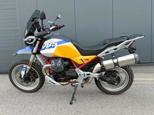 Moto Guzzi V85 TT (Yellow Wadi) - Bild 2