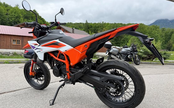Neufahrzeug KTM 390 SMC R - Bild 2