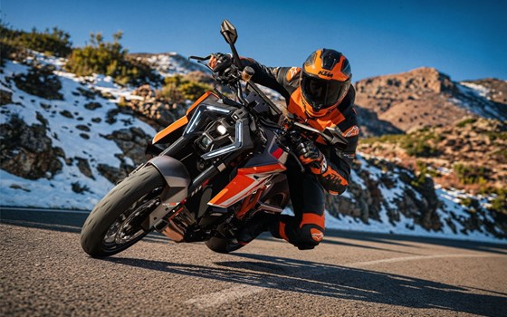 Neufahrzeug KTM 1390 Super Duke RR - Bild 14