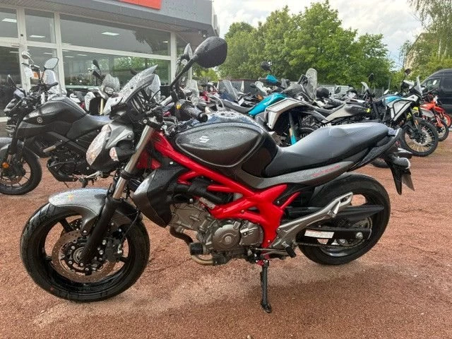 Suzuki SV650