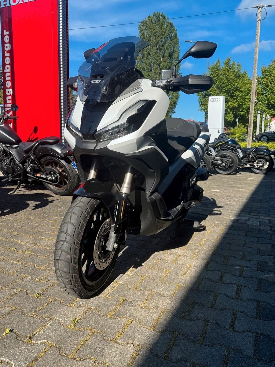 Honda ADV350
