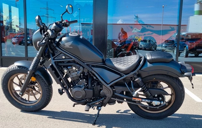 Honda CMX500 Rebel S