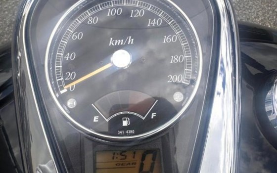 Gebrauchtmotorrad Suzuki VL 800 Volusia - Bild 7