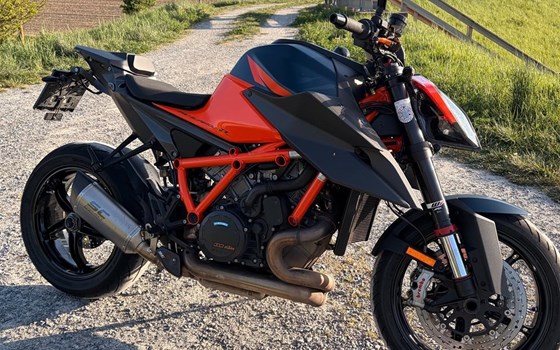 Gebrauchtmotorrad KTM 1290 Super Duke R - Bild 1
