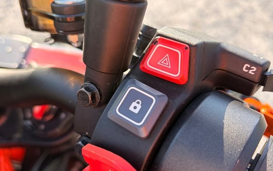 Gebrauchtmotorrad KTM 1290 Super Duke R - Bild 12