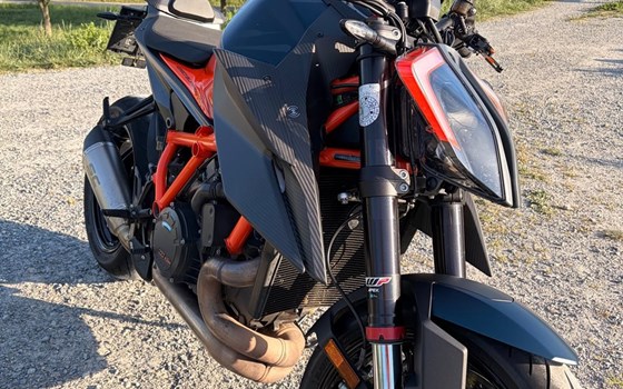 Gebrauchtmotorrad KTM 1290 Super Duke R - Bild 2