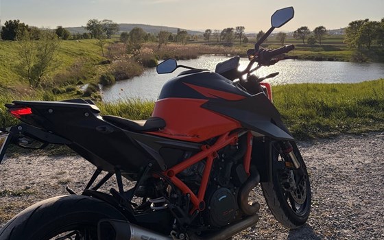 Gebrauchtmotorrad KTM 1290 Super Duke R - Bild 23