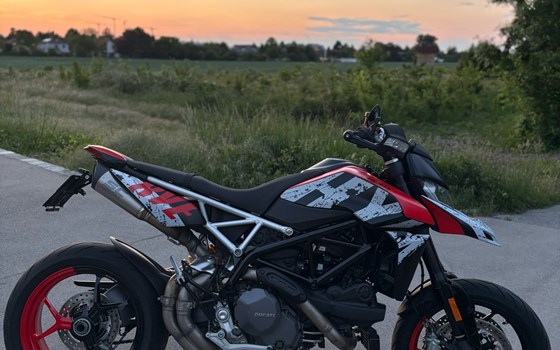 Gebrauchtmotorrad Ducati Hypermotard 950 RVE - Bild 1