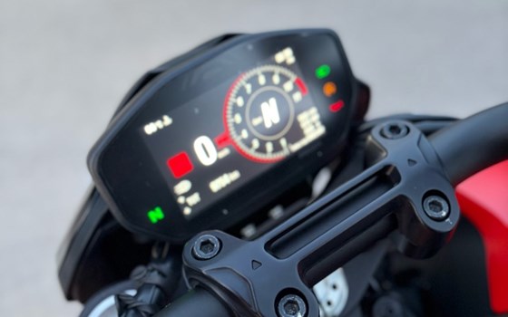 Gebrauchtmotorrad Ducati Hypermotard 950 RVE - Bild 8