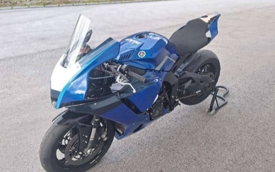 Gebrauchtmotorrad Yamaha R1 - Bild 1