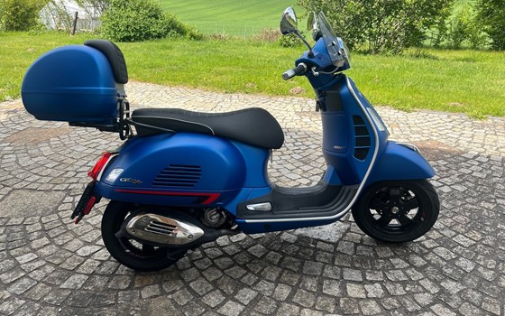 Gebrauchtmotorrad Vespa GTS 300 - Bild 3