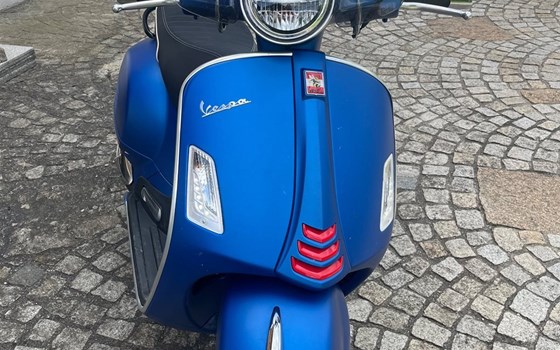 Gebrauchtmotorrad Vespa GTS 300 - Bild 4