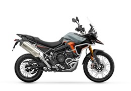 Neumotorrad Triumph Tiger 900 Desert Edition