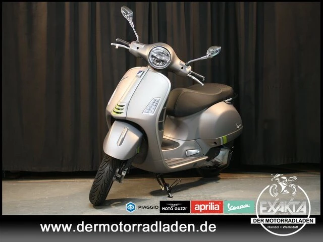 Vespa GTS 125ie Super Tech