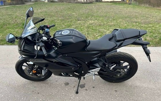 Gebrauchtmotorrad Yamaha R125 - Bild 1