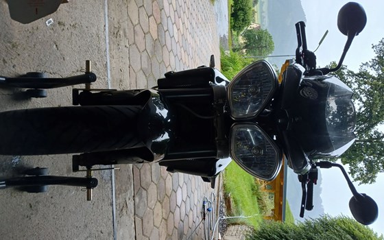 Gebrauchtmotorrad Triumph Street Triple 675 R - Bild 8