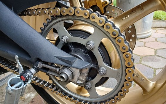 Gebrauchtmotorrad Triumph Street Triple 675 R - Bild 9