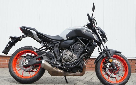 Gebrauchtmotorrad Yamaha MT-07 - Bild 3