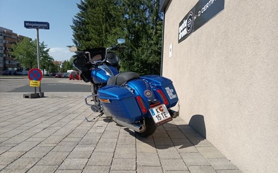 Gebrauchtmotorrad Harley-Davidson Road Glide FLTR - Bild 4