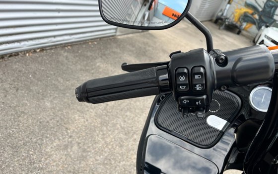 Gebrauchtmotorrad Harley-Davidson Touring Road Glide ST - Bild 17