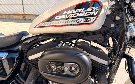 Gebrauchtmotorrad Harley-Davidson Sportster XL 883 R Roadster - Bild 7