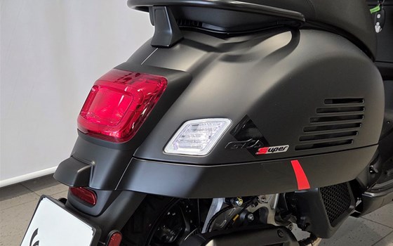 Neufahrzeug Vespa GTS 125 Super Sport - Bild 2