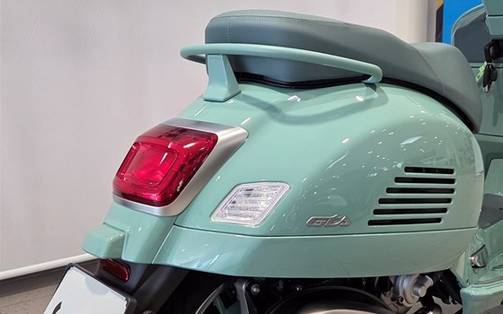 Neufahrzeug Vespa GTS 80th 310 - Bild 2