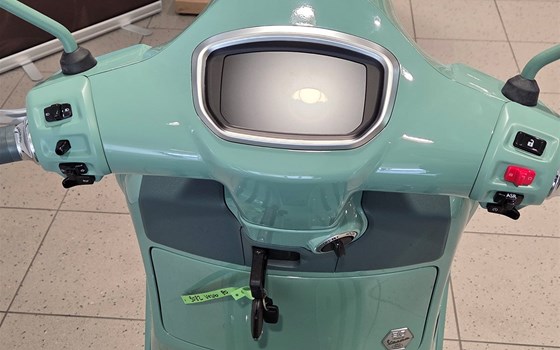 Neufahrzeug Vespa GTS 80th 310 - Bild 5
