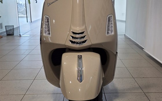 Neufahrzeug Vespa GTS 125 - Bild 5