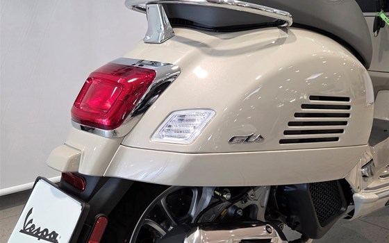 Neufahrzeug Vespa GTS 125 - Bild 2