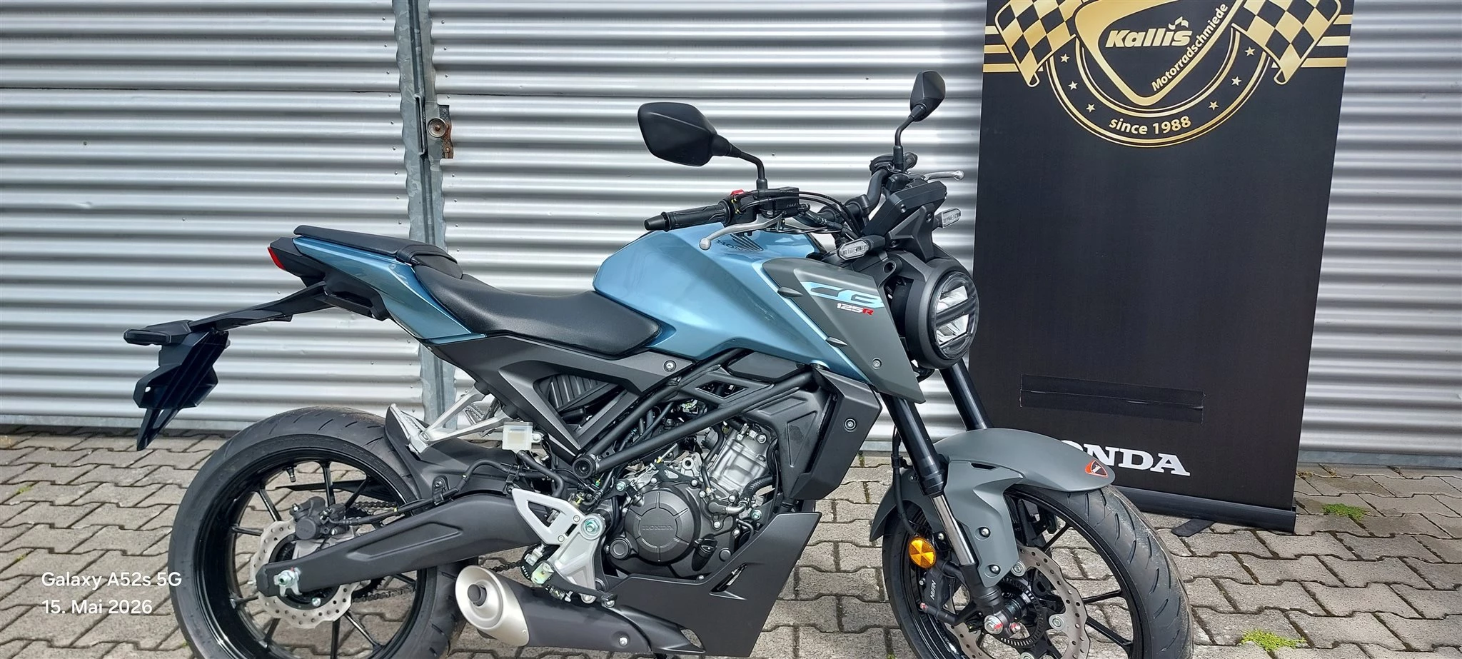 Honda CB125R