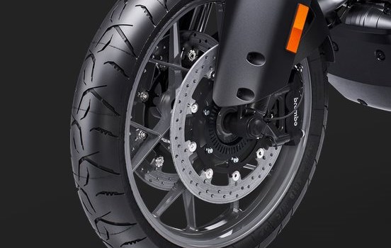 Neufahrzeug KTM 1390 Super Adventure S - Bild 12