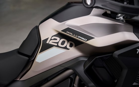 Neufahrzeug Triumph Tiger 1200 Rally PRO - Bild 6
