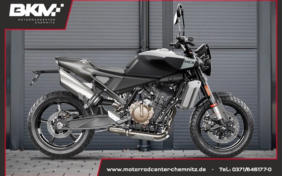 Neufahrzeug Husqvarna Svartpilen 801 - Bild 1