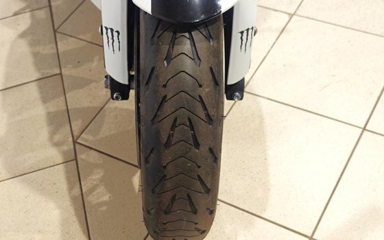 Gebrauchtmotorrad Honda CB 1000 R - Bild 10