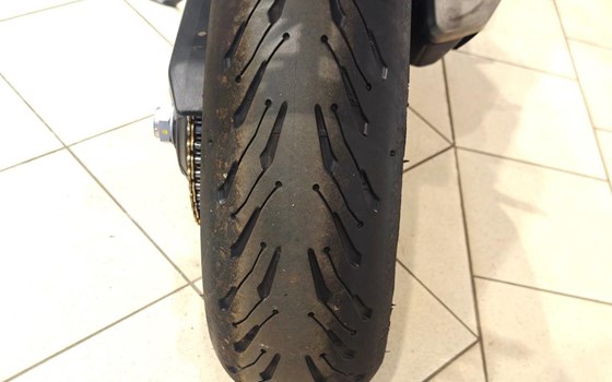Gebrauchtmotorrad Honda CB 1000 R - Bild 11