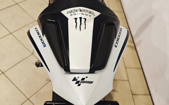Gebrauchtmotorrad Honda CB 1000 R - Bild 18