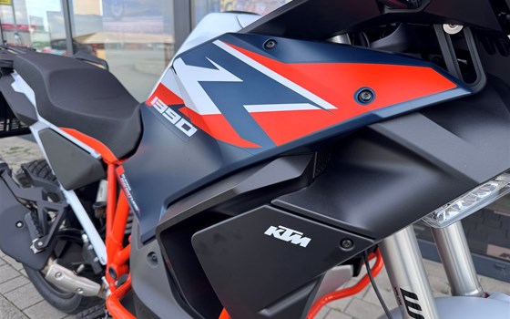 Neufahrzeug KTM 1390 Super Adventure R - Bild 9
